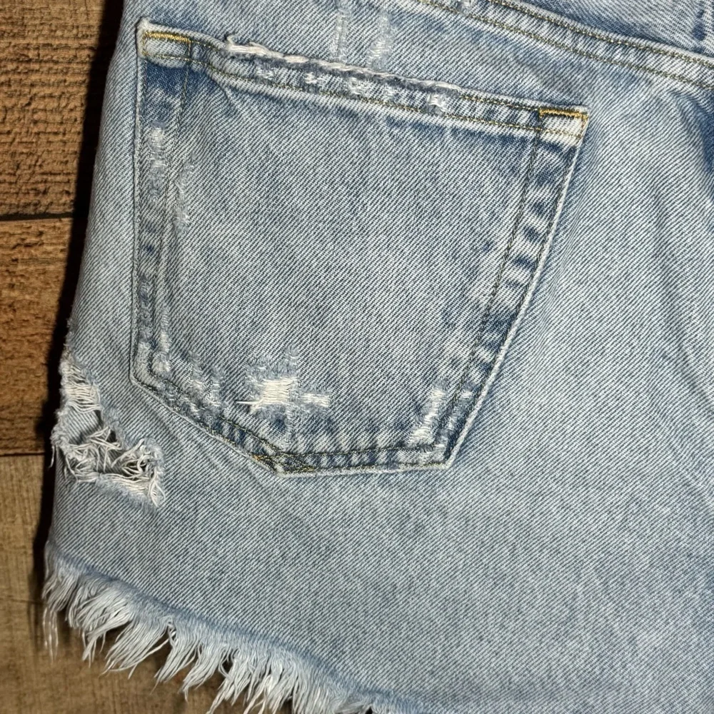 AGOLDE Parker Cut Off Jean Shorts Distressed High-Waisted size 28 Light Wash